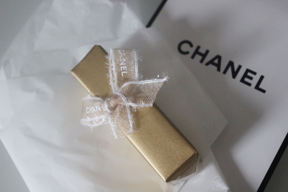 The Review: Chanel Rouge Coco Shine in Boy - Jaye Rockett